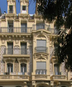 Carre d'Or Apartment